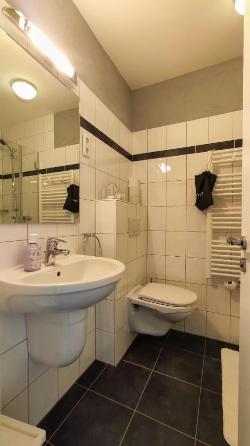 Xenos Apartments Виллинген Экстерьер фото